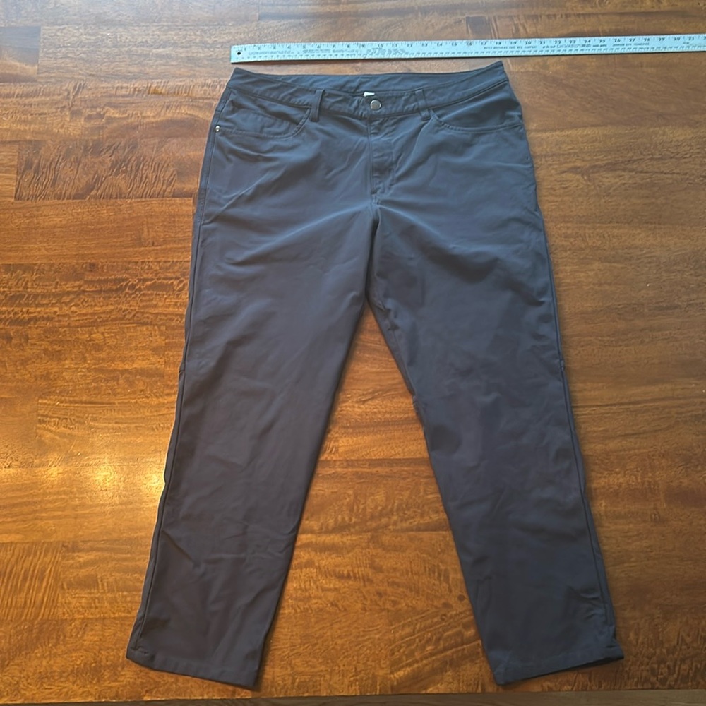 Lululemon men’s ABC pants, 36 waist, 29 inseam, charcoal